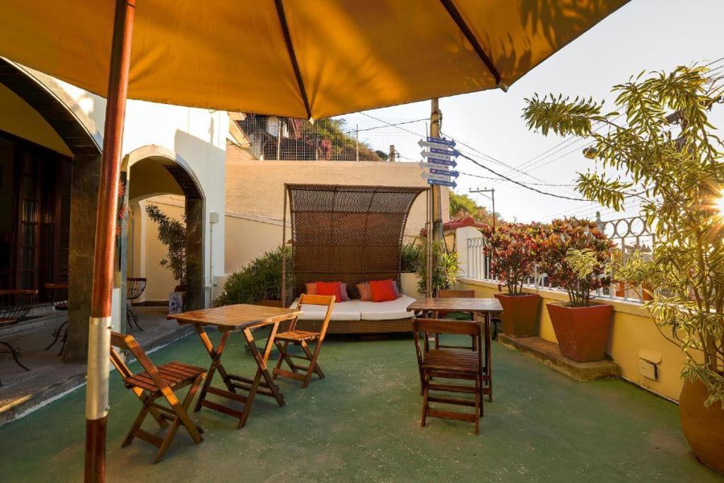 House Santa Teresa Pensión